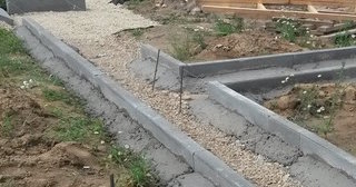 Установка бордюров для плитки в Алейске в октябре