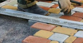 Укладка клинкерной брусчатки в Алейске: цена от 825 руб. за м2