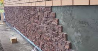 Профессиональная отделка фундамента панелями в Алейске в октябре