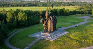 Благоустройство памятников в Алейске от 928 руб. – компания ТротуарнаяПлитка