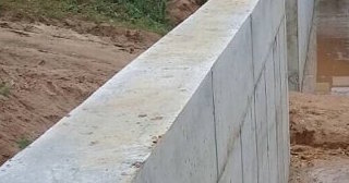 Строительство подпорной стенки из бетона в Алейске в октябре